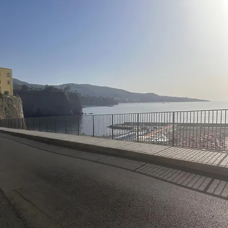 Le Maioliche - 2 Passi Dal Mare * Meta